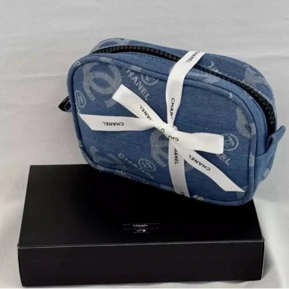 CHANEL Denim Beauty Line Blue Cosmetics Bag - Picture 2 of 5